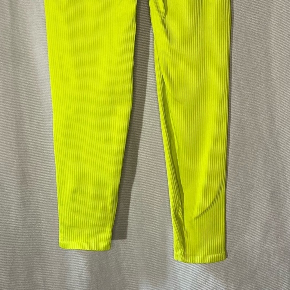 Good American Seamless Ribbed High Waist Legging - Size 3/4 (L/XL) in Lemon Lime - Picture 5 of 14